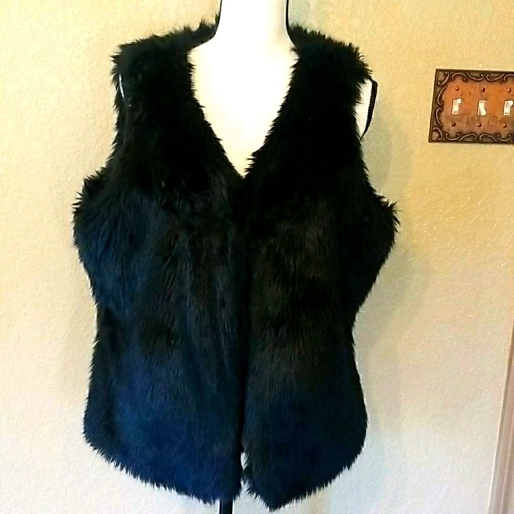 Ladies Vest by NEW YORK @ COMPANY